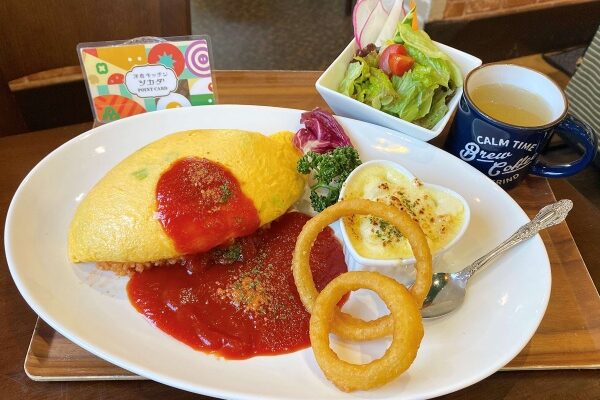 奥久慈卵　トマトオムライスセット　キャベツ・チーズ入り